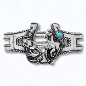 Vintage Look Western Horseshoe Stretch Bracelet